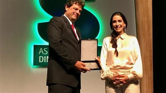 Agrindus, destaque da pecuária no prêmio "AS MELHORES DA DINHEIRO RURAL 2017" está no EducaPoint